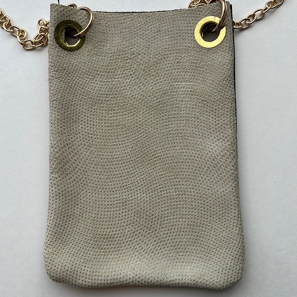 NEW Leather cell phone crossbody/pouch - Picture 3 of 11